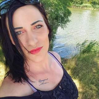 Pute Romont cherche un mec viril