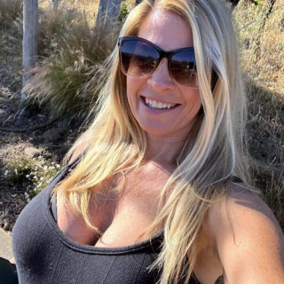 Je suis toute chaude pour rencontre sexe Geneve